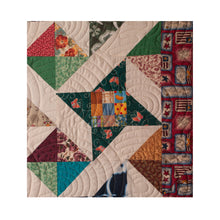 Load image into Gallery viewer, Baptist Fan Imitator by Sweet Dreams Studios is an informal geometric pattern that works well with today&#39;s modern or traditional quilts.